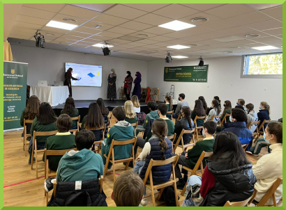 14th February 2022. Día Internacional de la Mujer y la Niña en la Ciencia “From Argelia to Madrid: our PhD travel discovering graphene for a sustainable World”